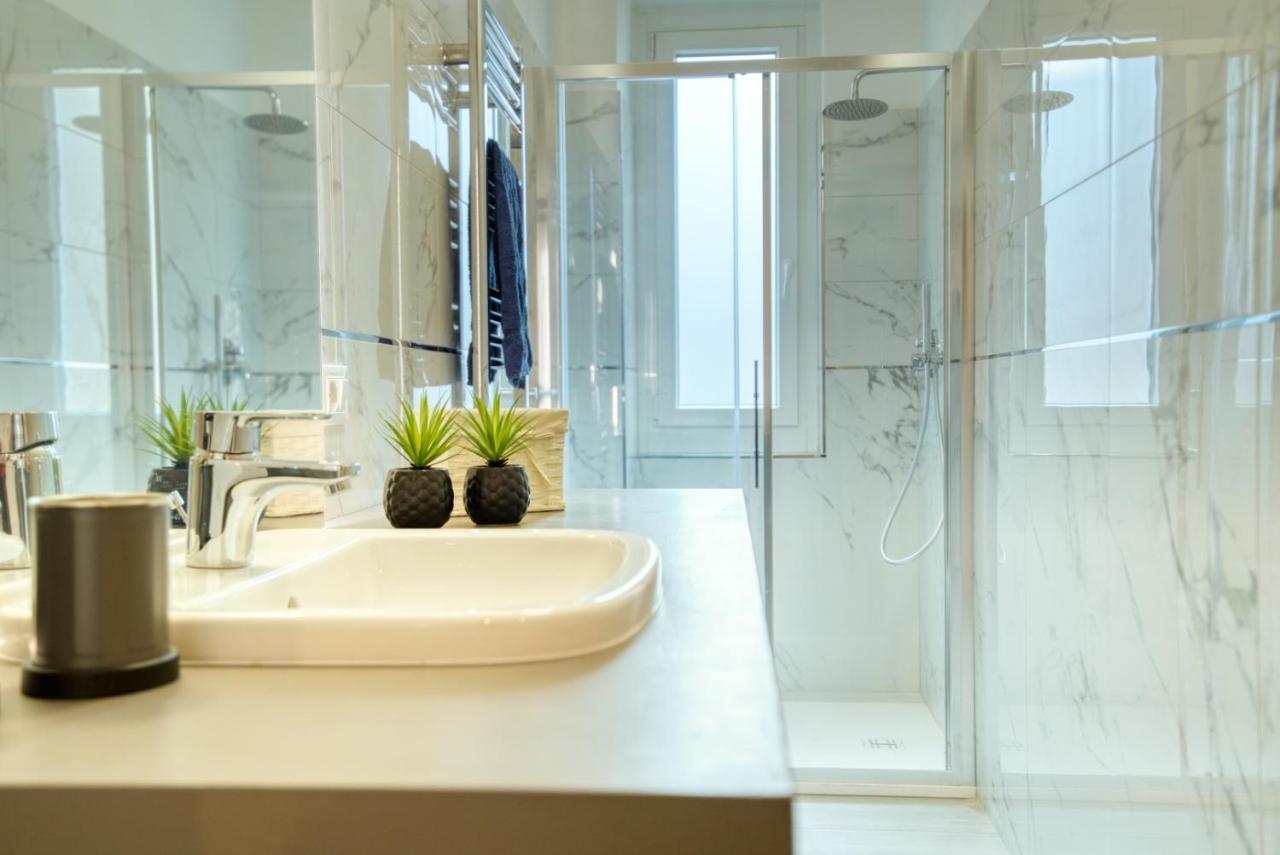 Caseospitali - Casa Janas, Elegante Trilocale Per 5 In Zona Centrale Милано Екстериор снимка