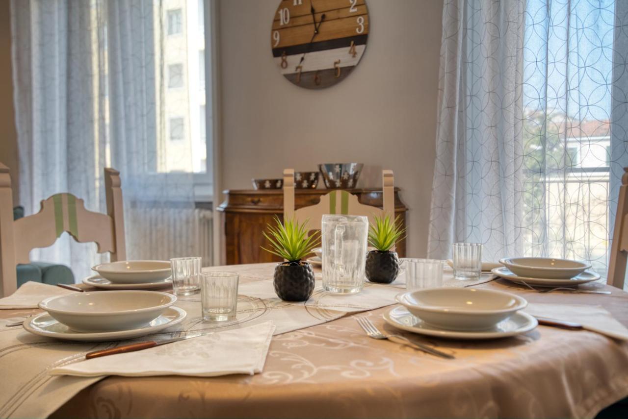 Caseospitali - Casa Janas, Elegante Trilocale Per 5 In Zona Centrale Милано Екстериор снимка