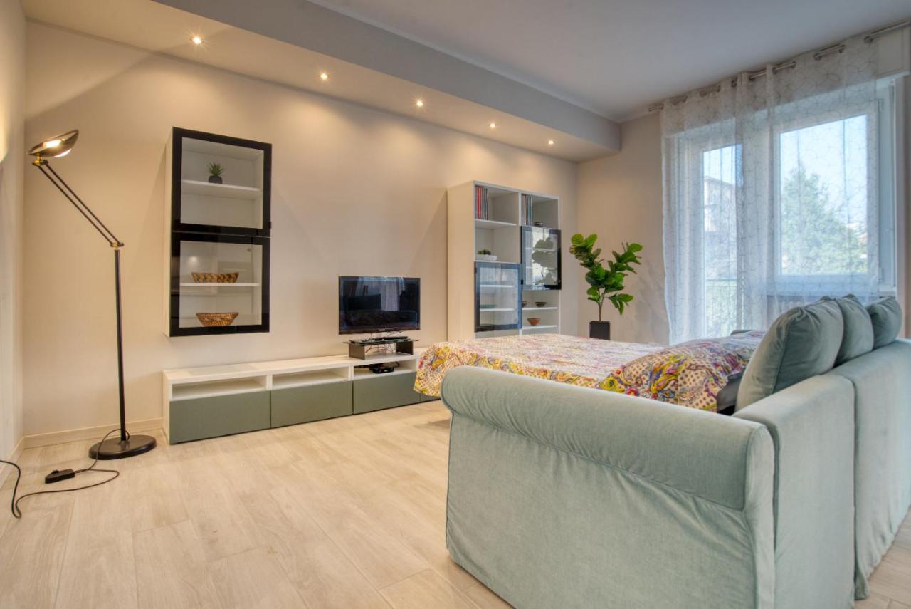 Caseospitali - Casa Janas, Elegante Trilocale Per 5 In Zona Centrale Милано Екстериор снимка